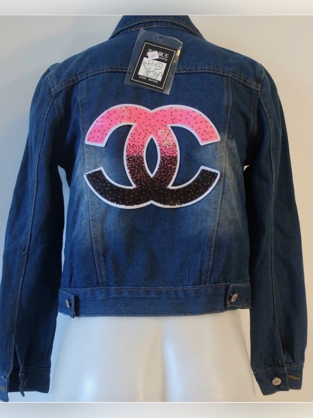 NWT Bloomingdale's Dark Blue Denim Jacket with Pink & Black Logo Patch Medium